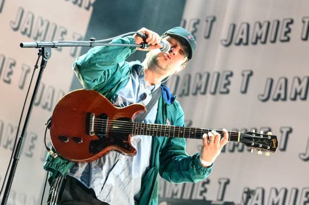 Jamie T at Truck Festival - Friday 26th July 2024 Jamie T at Truck Festival - Friday 26th July 2024 Truck Festival 2023 will take place in the idyllic Oxfordshire countryside from 26 to 28 July 2024. Often described as the Godfather of the small music festivals, the Truck Festival has been featuring some of the biggest and best emerging artists since 1998. The festival takes place at Hill Farm, Steventon, Oxfordshire, OX13 6AB. Photography by Hannah Meadows for RETNA, Credit:Hannah Meadows Photography Avalon  Copyright: xHannahxMeadowsxPhotographyx xAvalonx 0892984707