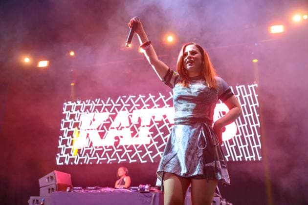 Katy B at Truck Festival - Friday 26th July 2024 Katy B at Truck Festival - Friday 26th July 2024 Truck Festival 2023 will take place in the idyllic Oxfordshire countryside from 26 to 28 July 2024. Often described as the Godfather of the small music festivals, the Truck Festival has been featuring some of the biggest and best emerging artists since 1998. The festival takes place at Hill Farm, Steventon, Oxfordshire, OX13 6AB. Photography by Hannah Meadows for RETNA, Credit:Hannah Meadows Photography Avalon  Copyright: xHannahxMeadowsxPhotographyx xAvalonx 0892984868