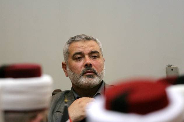 Hamas leader Ismail Haniyeh visits the court building in Gaza. (FILES) Hamas leader Ismail Haniyeh visits the court building in Gaza. Palestinian President Mahmoud Abbas has not softened his position on reconciliation with Hamas and dialogue still depends on the Islamists ceding the Gaza Strip, aides said on Thursday.Iran s Revolutionary Guards said July 31, 2024 that the chief of the Palestinian Hamas militant group, Ismail Haniyeh, was killed in Tehran along with one of his bodyguards. Gaza Gaza Strip Palestinian Authority 310724_Archive_Haniyeh_00(33) Copyright: xapaimagesxAshrafxAmrax xapaimagesx