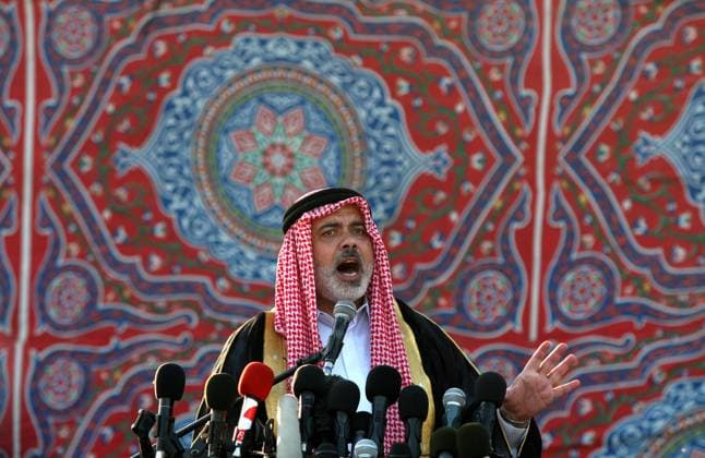Sept 10, 2010 - Beit Lahiya, Gaza Strip - Hamas Prime Minister ISMAIL HANIYEH holds a speech during Eid al-Fitr prayers in Beit Lahiya, northern Gaza Strip, 10 September 2010. After the sighting of new crescent moon, Muslims around the world celebrated Eid al-Fitr Festival which marks the end of the holy month of Ramadan. . . Beit Lahiya Gaza Strip - ZUMAn82_ 20100910_mkh_n82_332 Copyright: xWissamxNassarx
