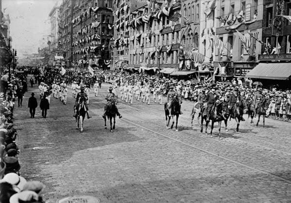 RECORD DATE NOT STATED G.A.R. Parade, Rochester, between c1910 and c1915. Shows Grand Army of the Republic veterans in a parade, Rochester, New York. Copyright:xHeritagexArt HeritagexImagesxBainxNewsxServicex IMAGO, ! ACHTUNG: AUFNAHMEDATUM GESCHÄTZT!  Copyright:HeritagexArt HeritagexImagesxBainxNewsxServicex IMAGO