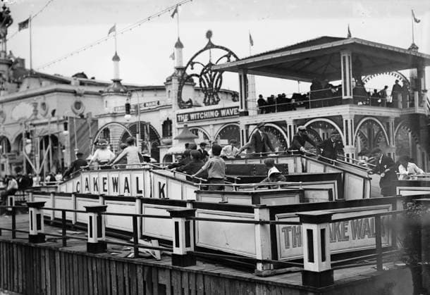 RECORD DATE NOT STATED Coney island, the Cake Walk, 1911. Copyright:xHeritagexArt HeritagexImagesxBainxNewsxServicex IMAGO, ! ACHTUNG: AUFNAHMEDATUM GESCHÄTZT!  Copyright:HeritagexArt HeritagexImagesxBainxNewsxServicex IMAGO