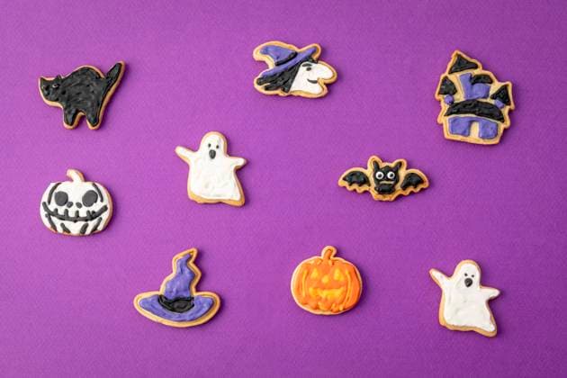 October,Autumn,Season,Ghost,Shadow,Witch,Magic,Culture,Bat,Background,No People,Color,Decoration,Jack O Lantern,Tradition,Paper Craft,Celebration,Cookie,Party,Halloween,halloween food,Pumpkin, , 11.10.2022, tica0140008946  tica0140008946