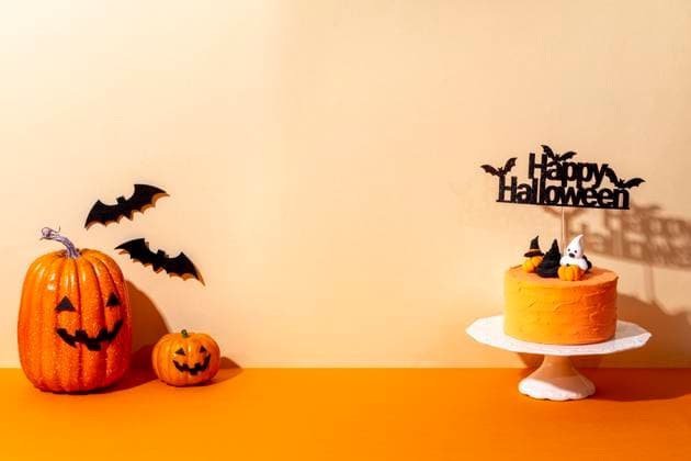 October,Autumn,Season,Ghost,Shadow,Witch,Magic,Culture,Bat,Background,No People,Color,Decoration,Jack O Lantern,Tradition,Paper Craft,Orange Color,Celebration,Copy Space,Cake,Cookie,Party,Halloween,halloween food,Pumpkin, , 11.10.2022, tica0140009007  tica0140009007