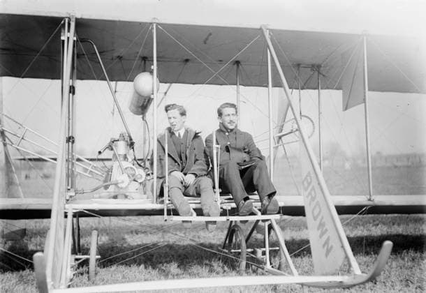 RECORD DATE NOT STATED Harry B. Brown, between c1910 and c1915. Shows aviator Harry Bingham Brown (1883-1954), seated in an airplane. Copyright:xHeritagexArt HeritagexImagesxBainxNewsxServicex IMAGO, ! ACHTUNG: AUFNAHMEDATUM GESCHÄTZT!  Copyright:HeritagexArt HeritagexImagesxBainxNewsxServicex IMAGO