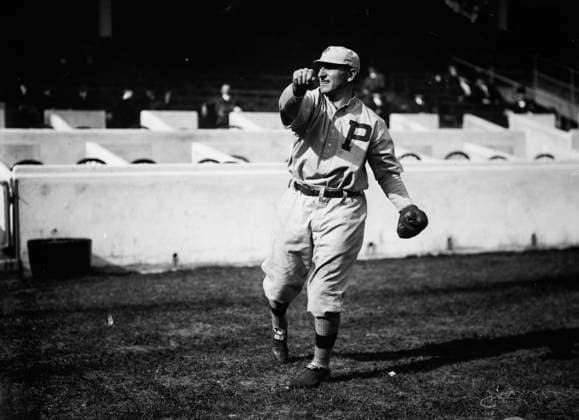 RECORD DATE NOT STATED Hans Lobert, Philadelphia NL, at Polo Grounds, NY (baseball), 1912. Shows baseball player John Bernard Hans Lobert (1881-1968) who played for the Philadelphia Phillies (1911-14). Copyright:xHeritagexArt HeritagexImagesxBainxNewsxServicex IMAGO, ! ACHTUNG: AUFNAHMEDATUM GESCHÄTZT!  Copyright:HeritagexArt HeritagexImagesxBainxNewsxServicex IMAGO