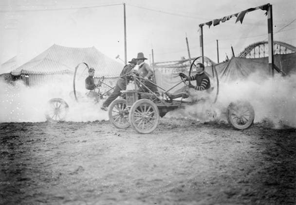 RECORD DATE NOT STATED Auto Polo, Coney Isl., between c1910 and c1915. Copyright:xHeritagexArt HeritagexImagesxBainxNewsxServicex IMAGO, ! ACHTUNG: AUFNAHMEDATUM GESCHÄTZT!  Copyright:HeritagexArt HeritagexImagesxBainxNewsxServicex IMAGO