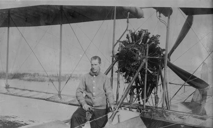 RECORD DATE NOT STATED Frank Coffyn, between c1910 and c1915. Copyright:xHeritagexArt HeritagexImagesxBainxNewsxServicex IMAGO, ! ACHTUNG: AUFNAHMEDATUM GESCHÄTZT!  Copyright:HeritagexArt HeritagexImagesxBainxNewsxServicex IMAGO