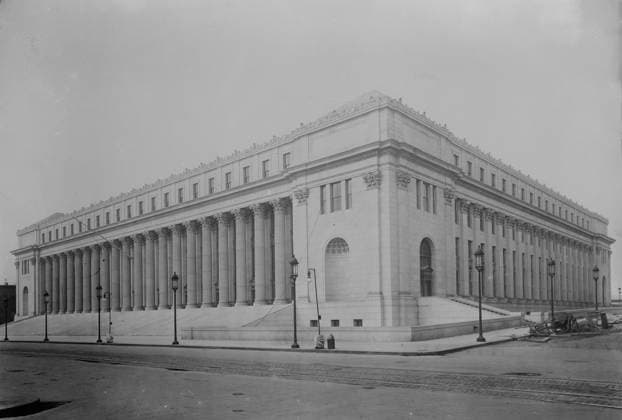 RECORD DATE NOT STATED N.Y. s new Post Office, between c1912 and c1915. Shows the Pennsylvania Terminal Post Office (General Post Office Building), now called the James A. Farley Building, located at 421 Eighth Avenue, New York City. Copyright:xHeritagexArt HeritagexImagesxBainxNewsxServicex IMAGO, ! ACHTUNG: AUFNAHMEDATUM GESCHÄTZT!  Copyright:HeritagexArt HeritagexImagesxBainxNewsxServicex IMAGO