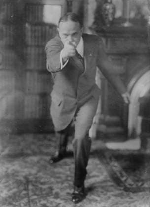 RECORD DATE NOT STATED Billy Sunday, 1917. Copyright:xHeritagexArt HeritagexImagesxBainxNewsxServicex IMAGO, ! ACHTUNG: AUFNAHMEDATUM GESCHÄTZT!  Copyright:HeritagexArt HeritagexImagesxBainxNewsxServicex IMAGO