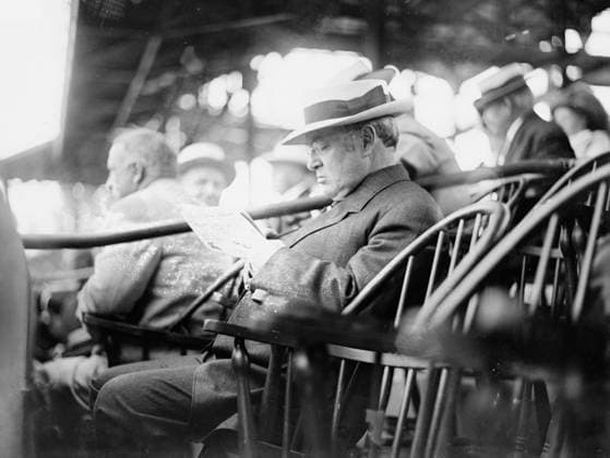 RECORD DATE NOT STATED James S. Sherman, Wm. Taft s Vice President - first Vice President to throw out a ball at a game (baseball), 1912. Copyright:xHeritagexArt HeritagexImagesxBainxNewsxServicex IMAGO, ! ACHTUNG: AUFNAHMEDATUM GESCHÄTZT!  Copyright:HeritagexArt HeritagexImagesxBainxNewsxServicex IMAGO