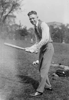 RECORD DATE NOT STATED Victor Arden, member of All-Star Trio, a musical combo (baseball), 1919. Copyright:xHeritagexArt HeritagexImagesxBainxNewsxServicex IMAGO, ! ACHTUNG: AUFNAHMEDATUM GESCHÄTZT!  Copyright:HeritagexArt HeritagexImagesxBainxNewsxServicex IMAGO