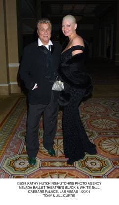 2001 KATHY HUTCHINS HUTCHINS PHOTO AGENCY.NEVADA BALLET THEATRE S BLACK & WHITE BALL.CAESARS PALACE, LAS VEGAS 1 20 01.TONY & JILL CURTIS EDITORIAL USE ONLY Copyright: xx x khphotos343466