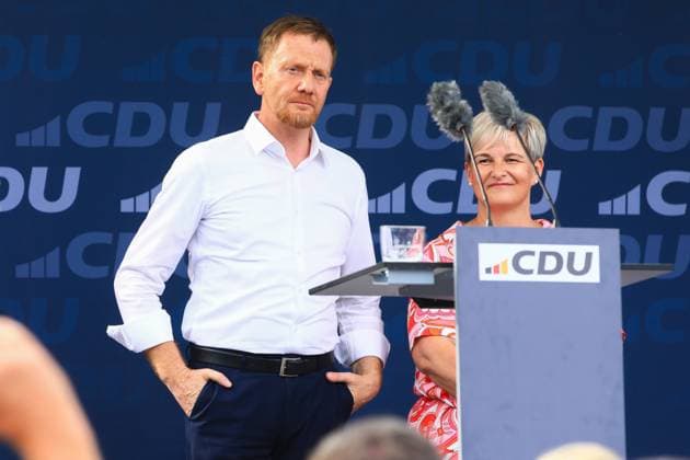 CDU Mitteldeutschland Wahlkampfauftakt Meerane, 18.07.2024 - Wahlkampfauftakt mit Mario Voigt, Friedrich Merz und Michael Kretschmer (alle CDU) im Romantikhotel Schwanefeld in Meerane Foto: Matthias Gränzdörfer Thüringen Germany *** CDU Central Germany Election campaign kick-off Meerane, 18 07 2024 Election campaign kick-off with Mario Voigt, Friedrich Merz and Michael Kretschmer all CDU at the Romantikhotel Schwanefeld in Meerane Photo Matthias Gränzdörfer Thuringia Germany Copyright: xMatthiasxGränzdörferx