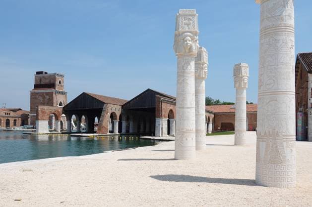 Venedig, Arsenale, Biennale 2024, Lauren Halsey, Keepers of the Crown Venice, Arsenale, Biennale 2024, Lauren Halsey, Keepers of the Crown *** Venice, Arsenale, Biennale 2024, Lauren Halsey, Keepers of the Crown Venice, Arsenale, Biennale 2024, Lauren Halsey, Keepers of the Crown