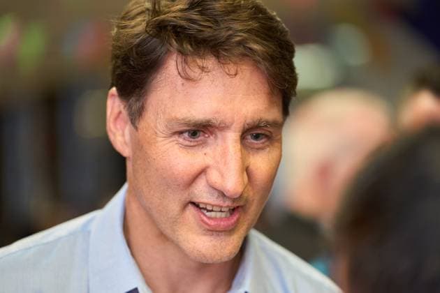 August 5, 2024, Winnipeg, Mb, CANADA: Prime Minister Justin Trudeau greets members of the audience at the Folklorama Filipino Pavilion in Winnipeg, Monday, Aug. 5, 2024, at R.B. Russell Vocational School. Winnipeg CANADA  - ZUMAc35_ 20240805_zaf_c35_087 Copyright: xDavidxLipnowskix