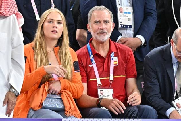 Paris 2024 - Royals Attend Basketball 3x3 Final - Pierre King Felipe VI of Spain and Princess Catharina-Amalia Beatrix of the Netherlands during Men s Gold Medal Game of the 3x3 Basketball between France and Netherlands on La Concorde 1 during the Paris 2024 Olympics Games on August 5, 2024 in Paris, France. Photo by Laurent Zabulon ABACAPRESS.COM Paris France  Copyright: xZabulonxLaurent ABACAx