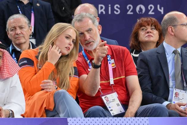 Entertainment Themen der Woche KW32 Paris 2024 - Royals Attend Basketball 3x3 Final - Pierre King Felipe VI of Spain and Princess Catharina-Amalia Beatrix of the Netherlands during Men s Gold Medal Game of the 3x3 Basketball between France and Netherlands on La Concorde 1 during the Paris 2024 Olympics Games on August 5, 2024 in Paris, France. Photo by Laurent Zabulon ABACAPRESS.COM Paris France  Copyright: xZabulonxLaurent ABACAx