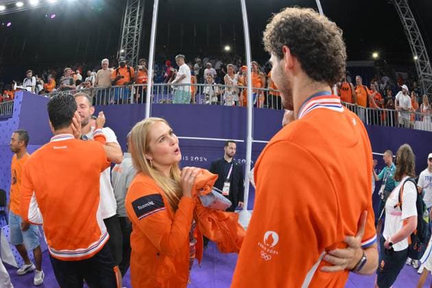 Royals Attend Basketball 3x3 Final - Pierre King Felipe VI of Spain and Princess Catharina-Amalia Beatrix of the Netherlands during Men s Gold Medal Game of the 3x3 Basketball between France and Netherlands on La Concorde 1 during the Paris 2024 Olympics Games on August 5, 2024 in Paris, France. Photo by Laurent Zabulon ABACAPRESS.COM Paris France  Copyright: xZabulonxLaurent ABACAx