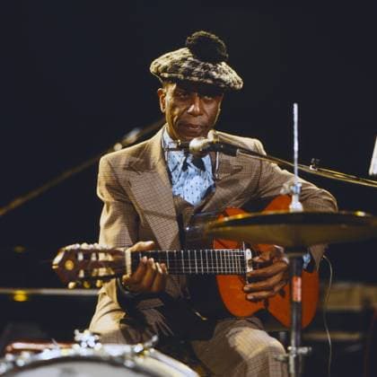 JAZZ FEST BERLIN Jazz Fest Berlin, Metropol, 1980, Doctor Ross aka Charles Isaiah Ross, amerikanischer Blues-Sänger, Gitarrist, Vocalist, Schlagzeuger, Auftritt als One-Man-Band, Berlin Deutschland Copyright: kpa kpa_55045398 EDITORIAL USE ONLY