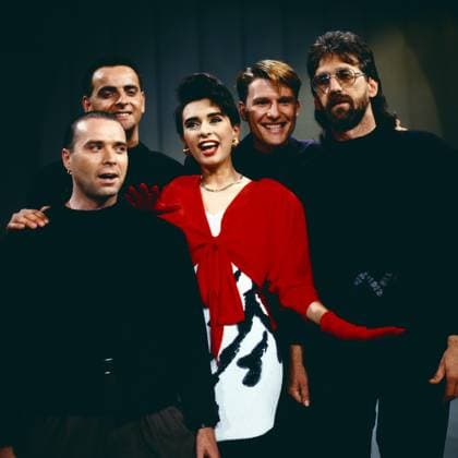 BAND RIVA Band Riva, Leadsängerin Emilija KokiÄ‡, Dalibor Musap, Zvonimir ZriliÄ‡, Nenad NakiÄ‡, BoÅ¡ko ColiÄ‡, Riva Pop Band, Teilnehmer für Jugoslawien beim Grand Prix Eurovision de la Chanson, aka Eurovision Song Contest in Lausanne, 1989, Riva waren die Gewinner mit dem Song: Rock me., Copyright: kpa kpa_55045492 EDITORIAL USE ONLY