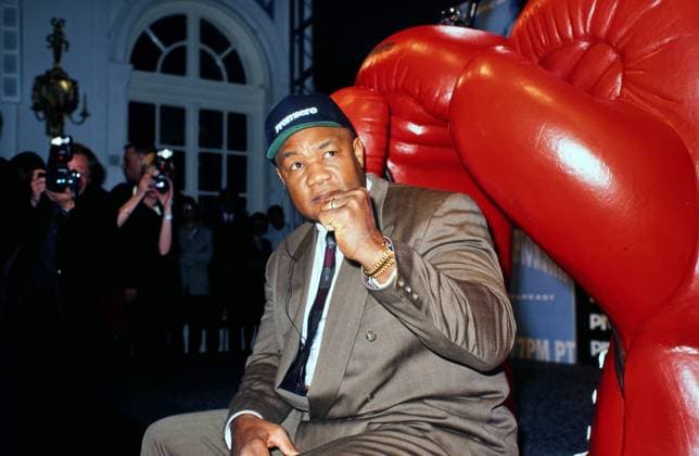George Foreman, berühmter amerikanischer Profi-Boxer, Kampfname: Big George, Boxweltmeister im Schwergewicht, beim Pressetermin von Pay-TV Premiere, 1998: Copyright: HartwigxValdmanis Nur redaktionelle Nutzung. Editorial usage only. VAL_7205003469