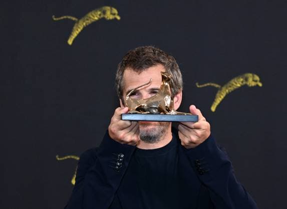 Entertainment Bilder des Tages - Locarno,Switzerland Locarno Film Festival 2024 Mélanie Laurent and Guillaume Canet photocall and Excellence Award Davide Campari In the photo:Guillaume Canet Excellence Award Davide Campari Locarno Switzerland  Copyright: xIPA ABACAx