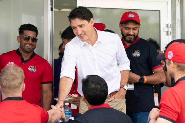 August 10, 2024, Brampton, On, Canada: Prime Minister Justin Trudeau greets members of the Montreal Tigers Cricket Team in Brampton, Ont., Saturday, August 10, 2024. Brampton Canada  - ZUMAc35_ 20240810_zaf_c35_150 Copyright: xArlynxMcadoreyx