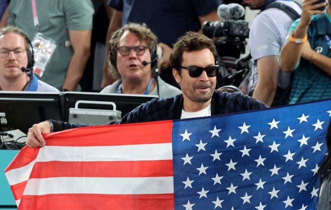 Celebrities in the stands during the Final mens basketball match between US and France 98 87 during the Paris2024 Olympic Games Olympics Jimmy Fallon Celebrities in the stands during the Final mens basketball match between US and France 98 87 during the Paris 2024 Olympic Games Olympics at the Arena Bercy, Ã Paris, France, 10 aoÃ t 2024 Jacovides Perusseau Bestimage Celebrities in the stands during the Final basketball match between US and France during the Paris 2024 Olympic Games Olympics at the Arena Bercy in Paris, France, August 10, 2024 Paris France  Copyright: xJacovides-Perusseaux xBestimagexJacovides-Perusseaux xBestimagex
