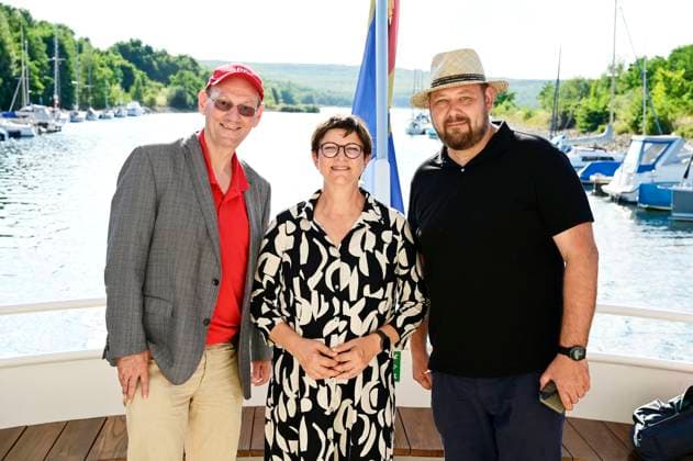 Harald Baumann-Hasske, Saskia Esken und Ralf Hofmann bei einer Wahlkampfveranstaltung der SPD zur Landtagswahl in Sachsen auf dem EMS Berzdorf auf dem Berzdorfer See. Görlitz, 10.08.2024 *** Harald Baumann Hasske, Saskia Esken and Ralf Hofmann at an SPD campaign event for the state election in Saxony at the EMS Berzdorf on Lake Berzdorf Görlitz, 10 08 2024 Foto:xM.xWehnertx xFuturexImagex esken_4818