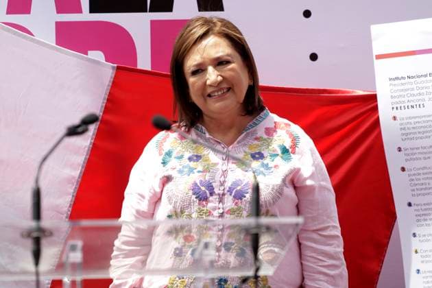 Former Mexican presidential candidate Xochitl Galvez speaking during a rally outside the National Electoral Institute (INE) to protest against the legislative overrepresentation that the National Regeneration Movement (MORENA) party could have. Mexico City Mexico - ZUMAe321 20240811_zia_e321_016 Copyright: xLuisxBarronx