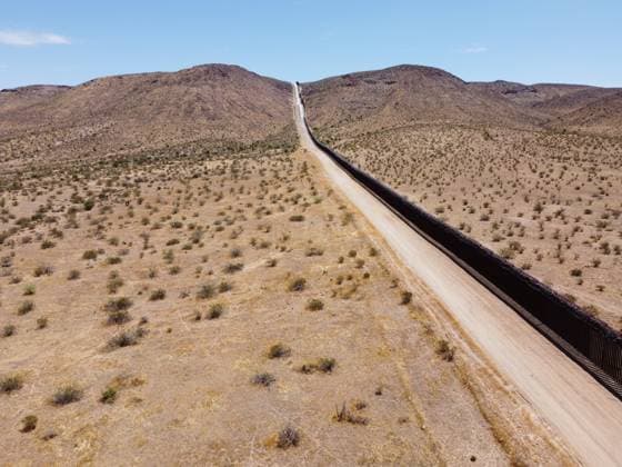 US-Mexico Border Wall in Jacumba Hot Springs - 11 Aug 2024 (Editor s note: Image taken by drone.) A general view of the border wall in Jacumba Hot Springs. The area in Jacumba Hot Springs in California is one of the popular places that migrants cross the border from Mexico to the United States. Even though there are a lot of officers patrol on both sides, hundreds of migrants still enter the United States everyday. Jacumba Hot Springs United States Copyright: xMichaelxHoxWaixLeex xSOPAxImagesx MichaelHo4371