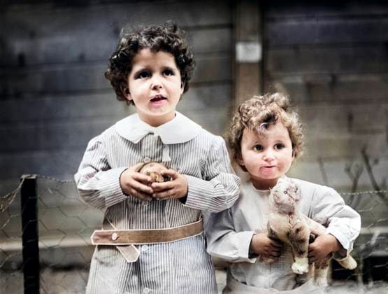 Brothers Michel and Edmond Navratil, survivors of the sinking of RMS Titanic, Portrait, Bain News Service, 1912  Copyright: xCircaxImagesx ghi-circa01988