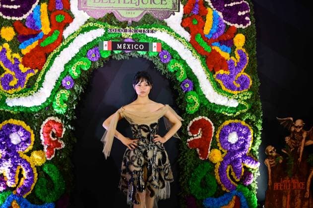 Beetlejuice Beetlejuice Mexico City Premiere American actress Jenna Ortega Posing for photos during the Beetlejuice Beetlejuice film Photocall at Mexico City Four Season Hotel. August 13, 2024 in Mexico City, Mexico. Mexico City CDMX Mexico Copyright: xCarlosxTischlerx