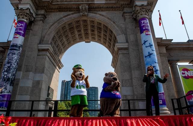August 14, 2024, Toronto, On, Canada: Jimmy Hart announces the opening of the annual Canadian National Exhibition on media preview day at the CNE fairgrounds in Toronto on Wednesday, August 14, 2024. Toronto Canada  - ZUMAc35_ 20240814_zaf_c35_040 Copyright: xLauraxProctorx