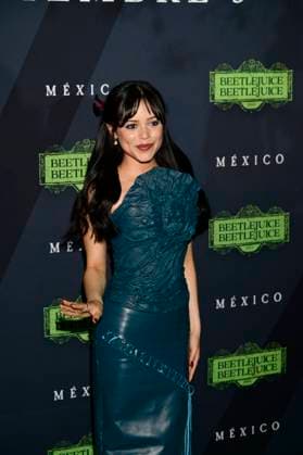 August 14, 2024, Mexico City, Ciudad de Mexico, Mexico: American actress Jenna Ortega attends the black carpet of Beetlejuice Beetlejuice Fan Event at Cinepolis Toreo Parque Central. on August 14, 2024 in Mexico City, Mexico. Mexico City Mexico - ZUMAe321 20240814_zea_e321_095 Copyright: xCarlosxTischler xEyepixxGroupx