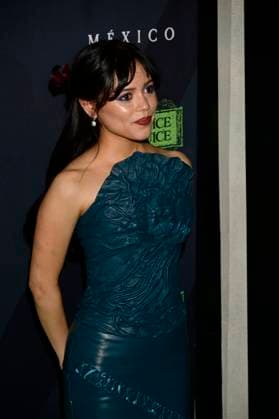 August 14, 2024, Mexico City, Ciudad de Mexico, Mexico: American actress Jenna Ortega attends the black carpet of Beetlejuice Beetlejuice Fan Event at Cinepolis Toreo Parque Central. on August 14, 2024 in Mexico City, Mexico. Mexico City Mexico - ZUMAe321 20240814_zea_e321_105 Copyright: xCarlosxTischler xEyepixxGroupx