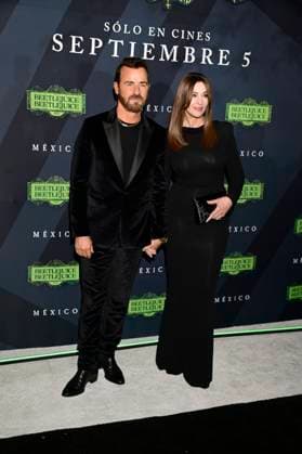 August 14, 2024, Mexico City, Ciudad de Mexico, Mexico: American actor Justin Theroux and Italian actress Monica Bellucci attend the black carpet of Beetlejuice Beetlejuice Fan Event at Cinepolis Toreo Parque Central. on August 14, 2024 in Mexico City, Mexico. Mexico City Mexico - ZUMAe321 20240814_zea_e321_126 Copyright: xCarlosxTischler xEyepixxGroupx