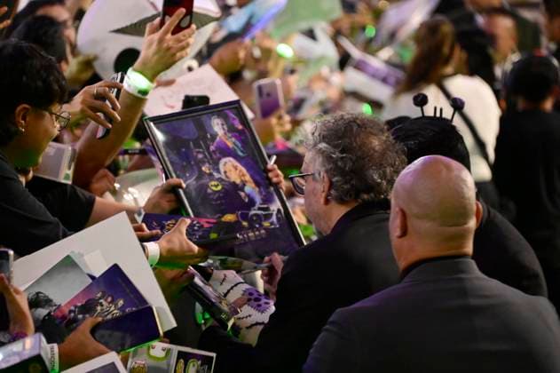August 14, 2024, Mexico City, Ciudad de Mexico, Mexico: American Director Tim Burton attends the black carpet of Beetlejuice Beetlejuice Fan Event at Cinepolis Toreo Parque Central. on August 14, 2024 in Mexico City, Mexico. Mexico City Mexico - ZUMAe321 20240814_zea_e321_133 Copyright: xCarlosxTischler xEyepixxGroupx