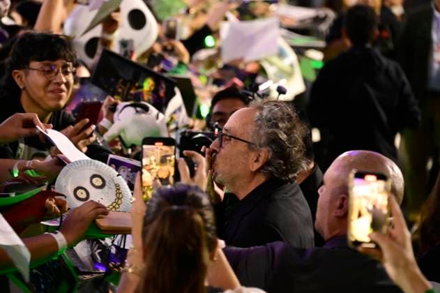 August 14, 2024, Mexico City, Ciudad de Mexico, Mexico: American Director Tim Burton attends the black carpet of Beetlejuice Beetlejuice Fan Event at Cinepolis Toreo Parque Central. on August 14, 2024 in Mexico City, Mexico. Mexico City Mexico - ZUMAe321 20240814_zea_e321_143 Copyright: xCarlosxTischler xEyepixxGroupx