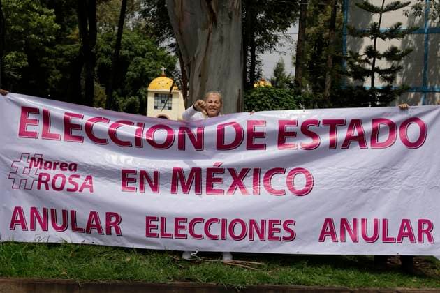 Claudia Sheinbaum, Mexico s President-elect, Arrives At TRIFE Opponents of Claudia Sheinbaum, president-elect of Mexico, are waiting for her this Thursday, on August 15, 2024, outside the Federal Electoral Tribunal in Mexico City, Mexico, to receive the official certificate that accredits her as President of the United Mexican States after winning the election on June 2. Mexico City Mexico  Copyright: xGerardoxVieyrax originalFilename: vieyra-notitle240815_npqqn.jpg