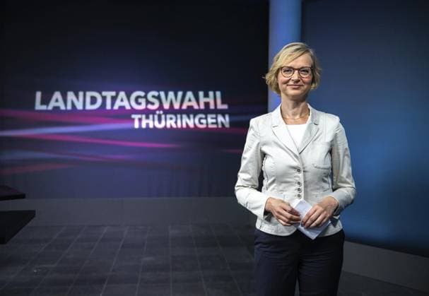 2024 LANDTAGSWAHL THÜRINGEN - MDR FAKT IST - WAHLRUNDE MIT DEN SPITZENKANDIDATEN ** NUR FÜR REDAKTIONELLE ZWECKE ** EDITORIAL USE ONLY **<p>15 08 2024-Erfurt: 2024 Landtagswahl Thüringen - Wahl 2024 - MDR Fakt Ist - Wahlrunde mit den Spitzenkandidaten im Foto: Katja Wolf (BSW) nach der Sendung. ( Deutschland Thueringen Erfurt Copyright: SaschaxFromm *** 2024 LANDTAGSWAHL THÜRINGEN MDR FAKT IST WAHLRUNDE MIT DEN SPITZENKANDIDATEN FOR EDITORIAL PURPOSES ONLY p 15 08 2024 Erfurt 2024 Landtagswahl Thüringen Wahl 2024 MDR Fakt Ist Wahlrunde mit den Spitzenkandidaten im Foto Katja Wolf BSW nach der Sendung Deutschland Thueringen Erfurt Copyright SaschaxFromm Copyright: SaschaxFromm doc7wr94o9p14y12qose1l4 ,EDITORIAL USE ONLY