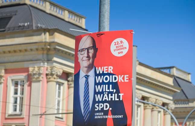 Dietmar Woidke, SPD, Wahlplakat zur Landtagswahl in Brandenburg am 22.09.2024, Potsdam, Brandenburg, Deutschland *** Dietmar Woidke, SPD, Election poster for the state election in Brandenburg on 22 09 2024, Potsdam, Brandenburg, Germany