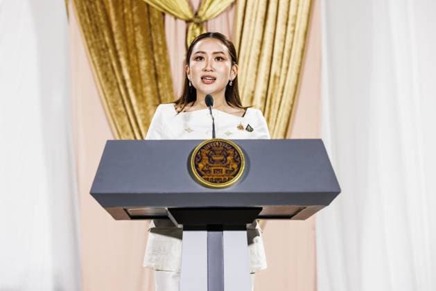 Bilder des Jahres 2024, News 08 August News Themen der Woche KW33 News Bilder des Tages August 18, 2024, Bangkok, Thailand: Paetongtarn Shinawatra, Prime Minister of Thailand, during a press event after receiving royal endorsement in Bangkok, Thailand, on Sunday, August 18, 2024. Bangkok Thailand - ZUMAm249 20240818_zip_m249_003 Copyright: xAndrexMalerbax