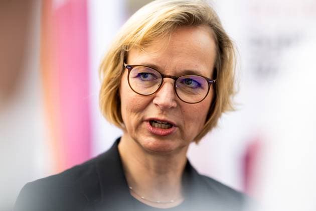 BSW WAHLKAMPFVERANSTALTUNG IN EISENACH 19 08 2024 - Eisenach: Pressestatement der Direktkandidatin und Vorsitzenden des BSW Thüringen, Katja Wolf. Wahlkampfveranstaltung zur Landtagswahl in Thüringen des Bündnis Sahra Wagenknecht (BSW) auf dem Eisenacher Marktplatz am 19. August 2024. _________________ *** BSW ELECTION CAMPAIGN EVENT IN EISENACH 19 08 2024 Eisenach Press statement by the direct candidate and chairwoman of the BSW Thuringia, Katja Wolf Election campaign event for the state election in Thuringia of the Sahra Wagenknecht BSW alliance on the Eisenach market square on August 19, 2024