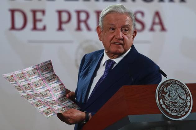 Mexican President Andres Manuel Lopez Obrador announces the last national lottery drawing of his six-year term to be held on September 15 during a briefing conference at the National Palace. Mexico City Mexico - ZUMAe321 20240821_zia_e321_002 Copyright: xCarlosxSantiagox