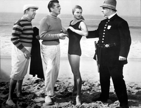 Jesse White, Victor Mature, Esther Williams, Charles Watts, on-set of the Film Million Dollar Mermaid , 1952  Copyright: xJTxVintagex jtv007330