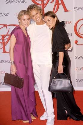 Ashley Olsen and Mary-Kate Olsen with Lauren Hutton at the 2012 CFDA Fashion Awards at Alice Tully Hall in New York City - 04 June 2012 FAM45196 Copyright: x FAMOUSx 42257837