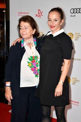 Sharon Brauner with mother Renee Brauner at the 66 award ceremony of the Ernst Lubitsch Prize 2024 at the Zoo Palast Berlin, 25 08 2024 Foto:xN.xKubelkax xFuturexImagex lubitsch_preis2024_9776