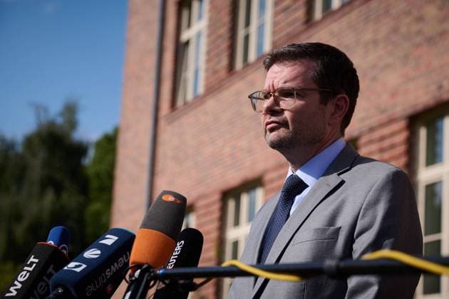 Berlin, Statement Buschmann und Faeser vor dem GTAZ Marco Buschmann (Bundesminister der Justiz) und Nancy Faeser (Bundesministerin des Innern und für Heimat, SPD) geben am 26.08.2024 ein Statement nach ihrem gemeinsamen Besuch des Gemeinsamen Terrorismusabwehrzentrums (GTAZ) in Berlin anlässlich des Anschlags von Solingen. Berlin Berlin Deutschland *** Berlin, Statement Buschmann and Faeser in front of the GTAZ Marco Buschmann Federal Minister of Justice and Nancy Faeser Federal Minister of the Interior and for Home Affairs, SPD give a statement on 26 August 2024 after their joint visit to the Joint Counter-Terrorism Center GTAZ in Berlin on the occasion of the attack in Solingen Berlin Berlin Germany